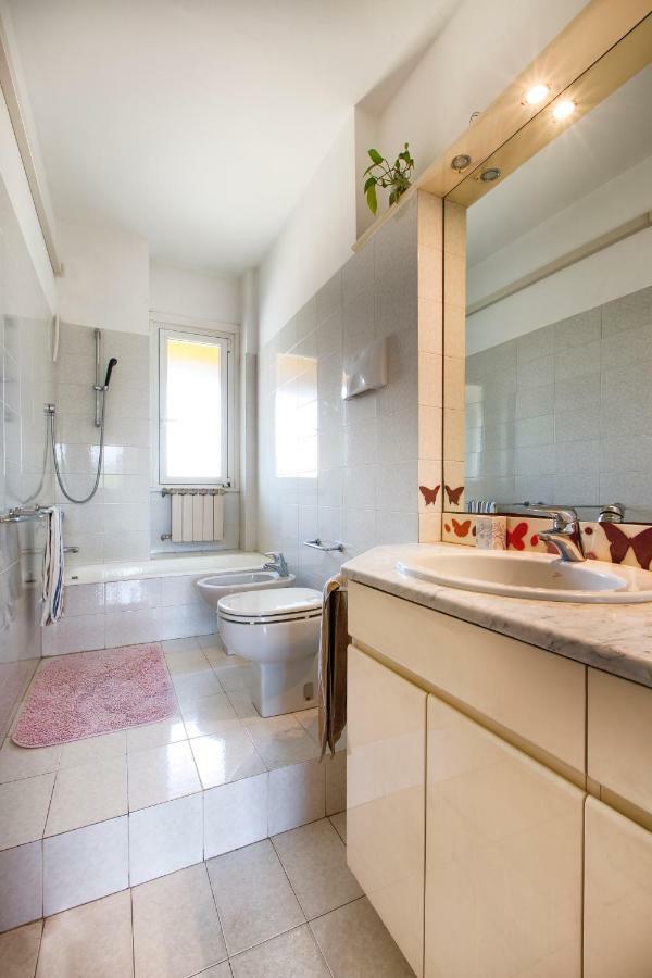 Appartamento 160 Mq Milan Exterior photo
